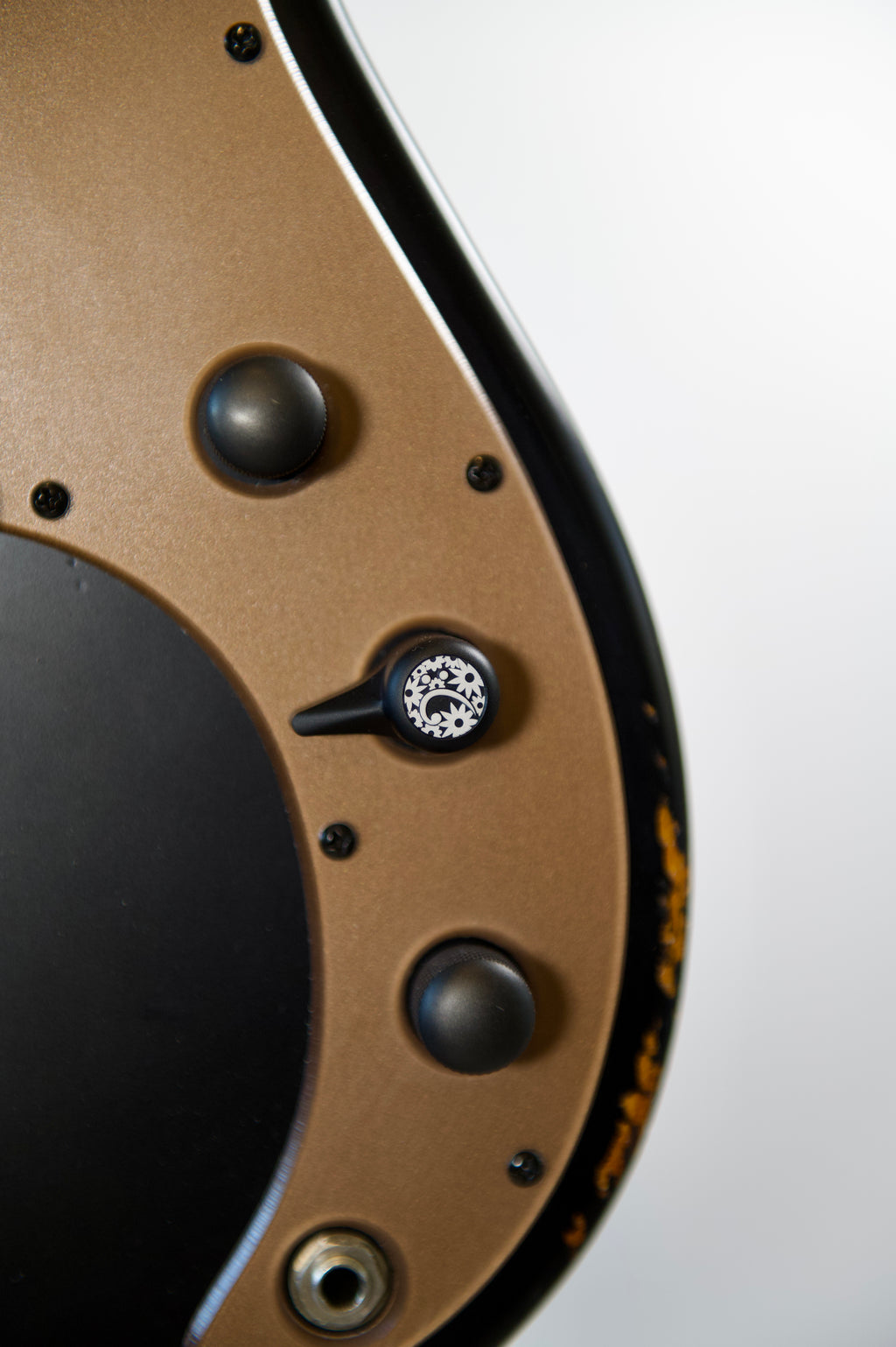 'The Selector' Bass Knob - Floral Bass Clef Design - Matte Black