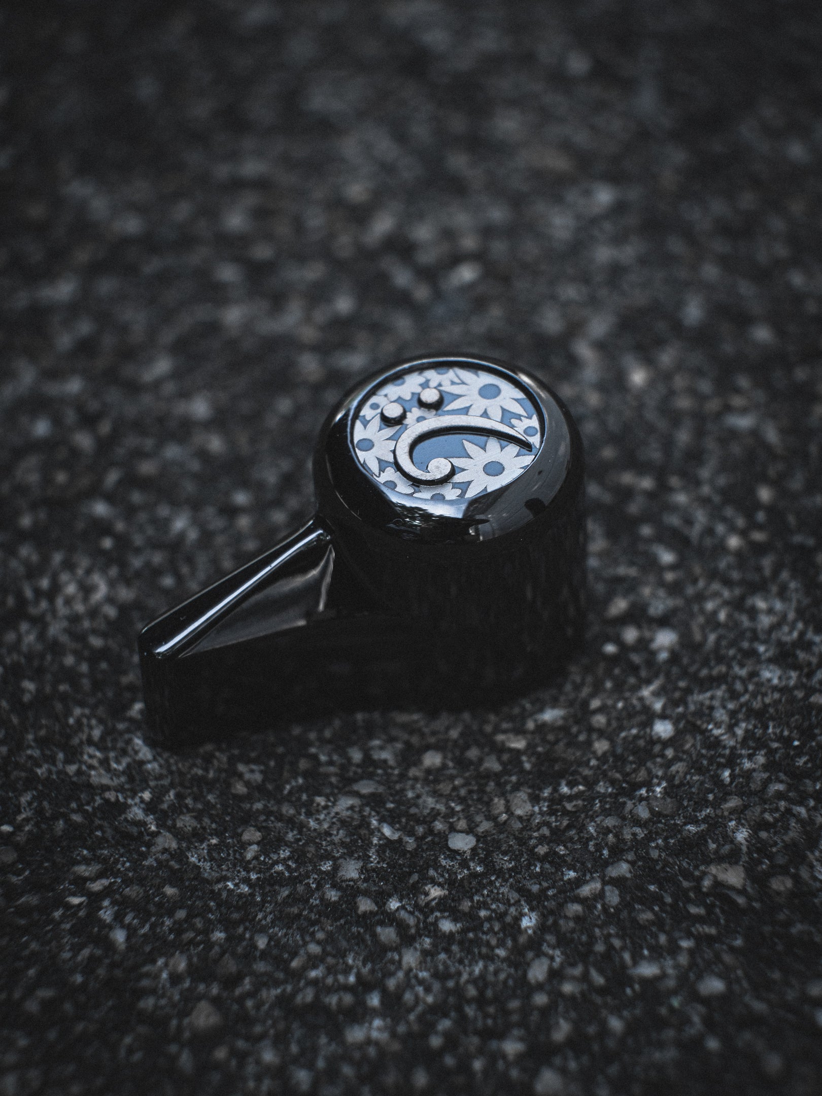 'The Selector' Bass Knob - Floral Bass Clef Design - Shadow Chrome